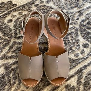 Gentle Souls Espadrilles, Size 9